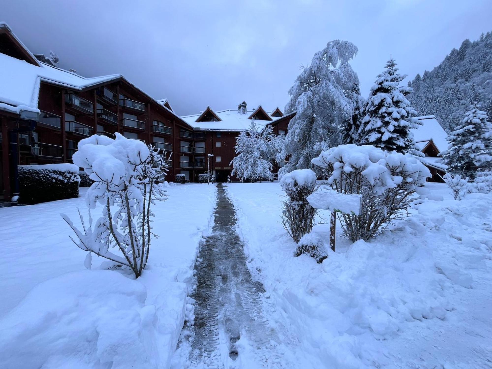 Aux Pieds Des Pistes En Plein Soleil Apartamento Les Contamines-Montjoie Exterior foto